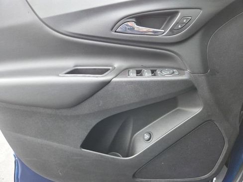 Used 2019 Chevrolet Equinox LT FWD image 30