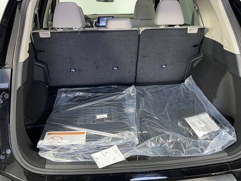 New 2025 Nissan Rogue SV image 32