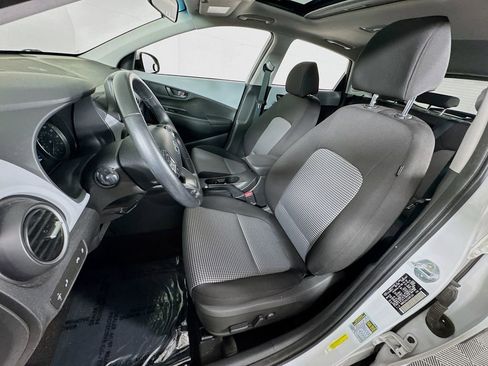 Used 2018 Hyundai Kona SEL w/ SEL Tech Package 02 image 12