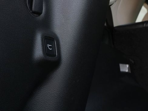 Used 2022 Jeep Compass Limited w/ Elite Group AWD/4WD image 36