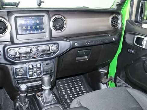 Used 2019 Jeep Wrangler Unlimited Sport S image 14