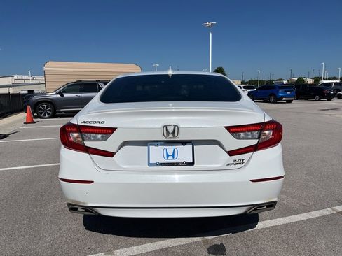 Used 2019 Honda Accord Sport image 5