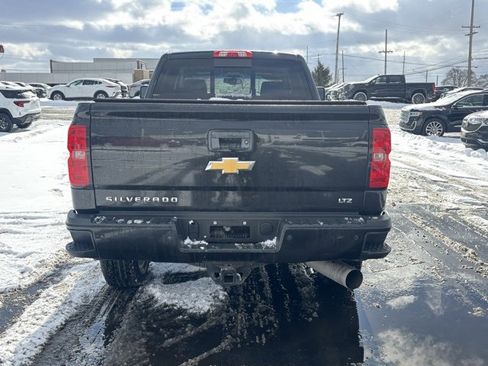 Used 2019 Chevrolet Silverado 2500 LTZ w/ Duramax Plus Package image 6