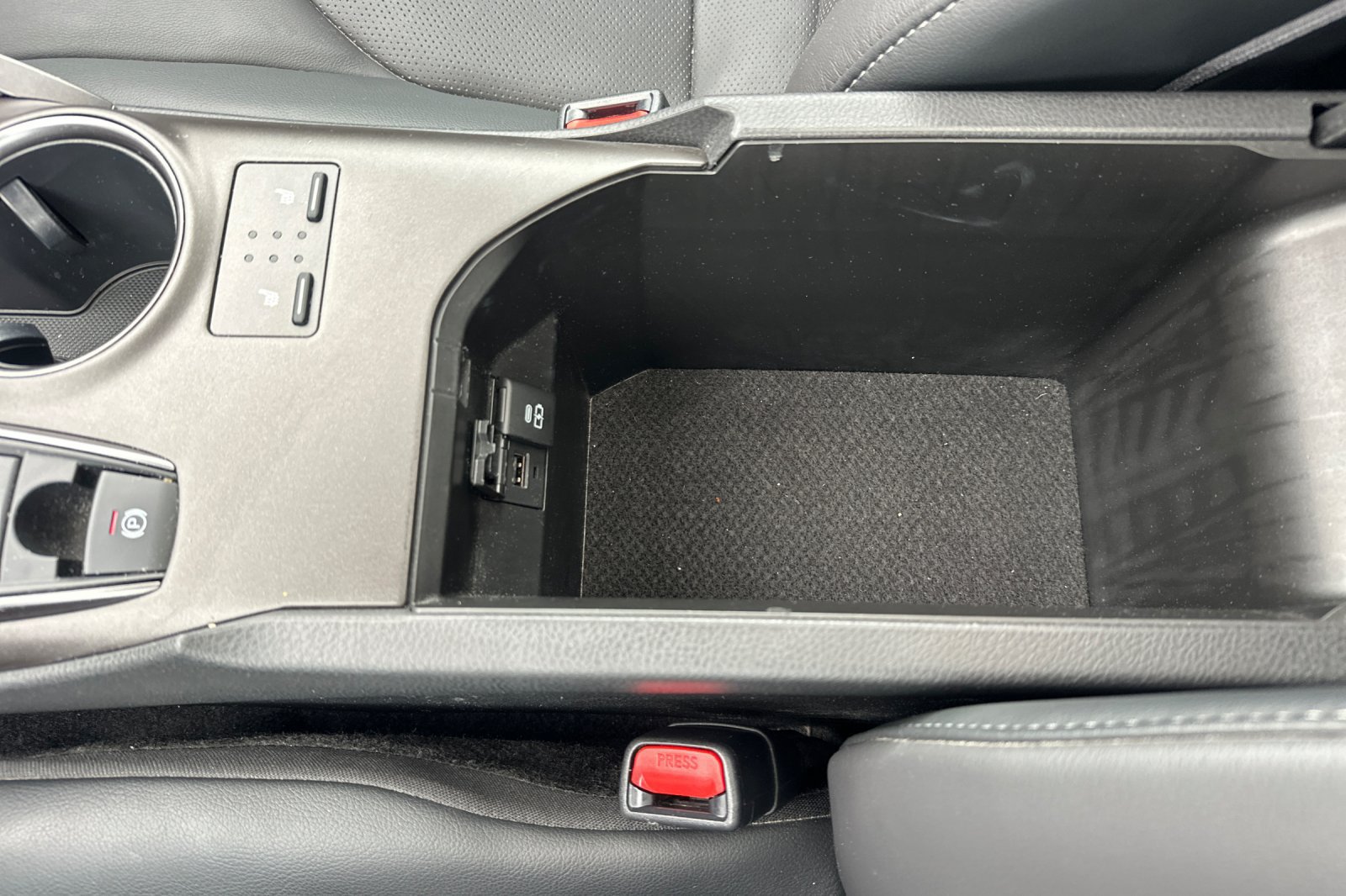 Certified 2022 Toyota Camry XSE w/ Carpet Mat Package (TMS) AWD/4WD image 32