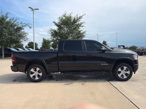 Used 2019 RAM 1500 Laramie AWD/4WD image 7