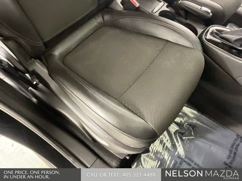 Used 2019 Buick Encore Preferred w/ Safety Package FWD image 27