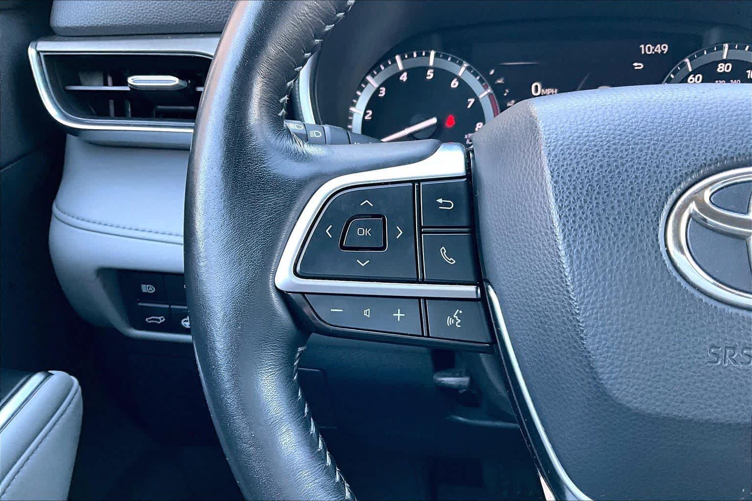 Used 2020 Toyota Highlander Limited AWD/4WD image 24