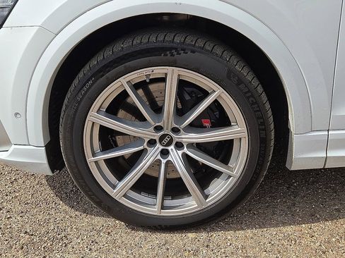 Used 2022 Audi RS Q8 image 10