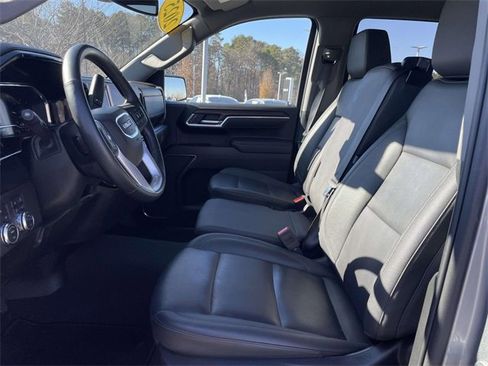 Used 2025 GMC Sierra 1500 SLT image 24