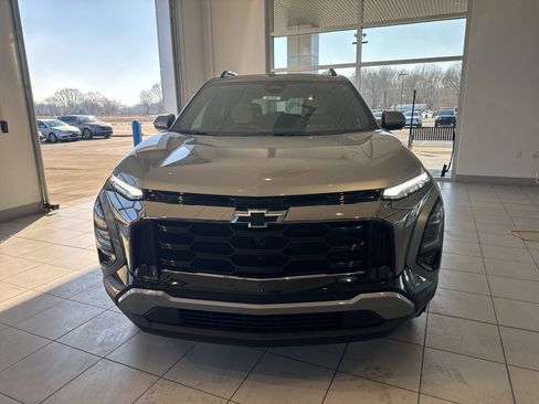 New 2026 Chevrolet Equinox ACTIV image 2