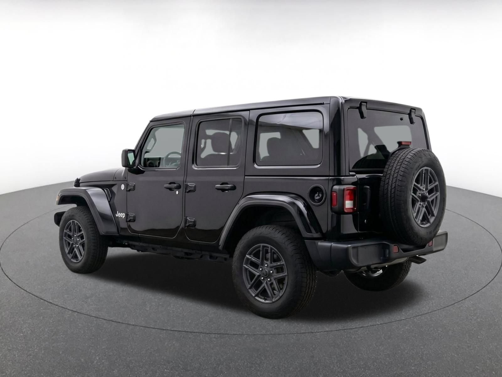 Used 2025 Jeep Wrangler Unlimited Sport AWD/4WD image 6