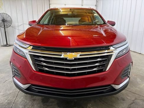Used 2023 Chevrolet Equinox Premier AWD/4WD image 37