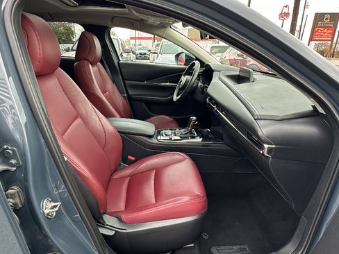 Certified 2025 MAZDA CX-30 AWD 2.5 S w/ Preferred Package image 23