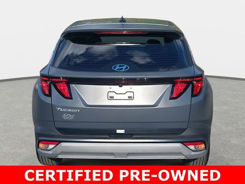 Used 2025 Hyundai Tucson SE image 6