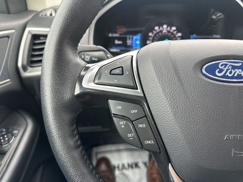 Used 2024 Ford Edge SEL image 17