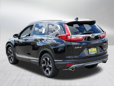 Used 2018 Honda CR-V Touring image 5