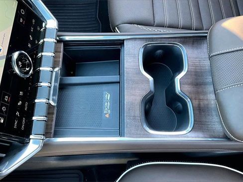 New 2026 GMC Acadia Denali Ultimate w/ LPO, All-Weather Package image 8