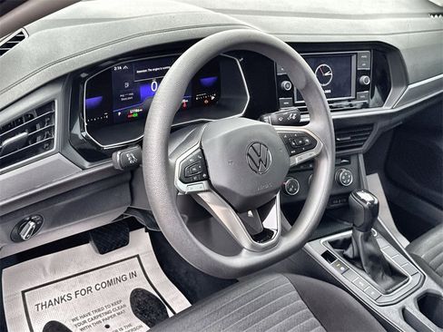 Used 2022 Volkswagen Jetta S image 16