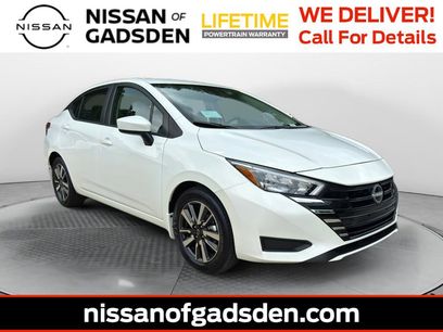 New 2025 Nissan Versa SV w/ Trunk Package