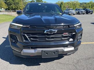 Used 2024 Chevrolet Colorado Z71 w/ Z71 Convenience Package 2 video 2