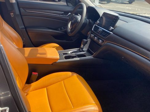 Used 2020 Honda Accord EX image 14