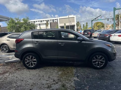 Used 2016 Kia Sportage LX image 5
