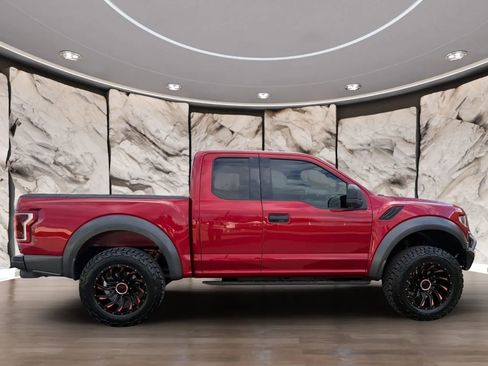 Used 2019 Ford F150 Raptor w/ Equipment Group 801A Mid image 4
