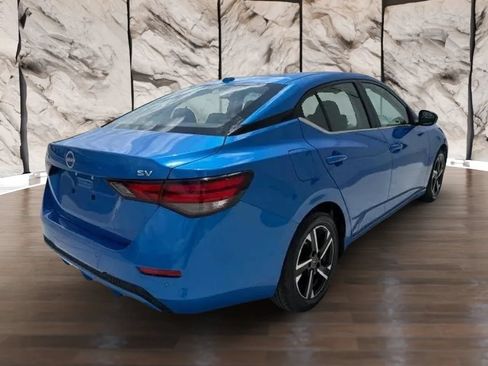 Used 2024 Nissan Sentra SV FWD image 5
