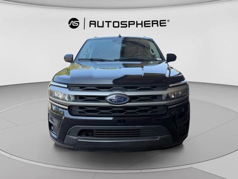 Used 2024 Ford Expedition Max XLT AWD/4WD image 2