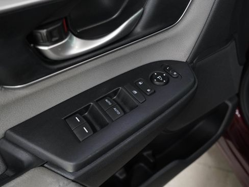 Used 2019 Honda CR-V EX image 19