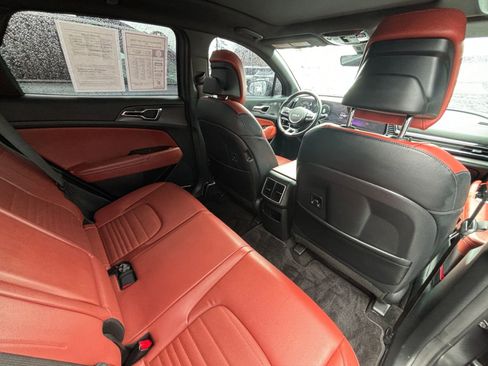 Used 2023 Kia Sportage SX Prestige image 19