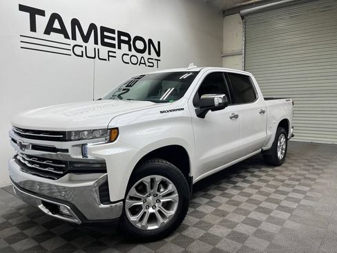 Used 2022 Chevrolet Silverado 1500 LTZ w/ LTZ Premium Package AWD/4WD image 2