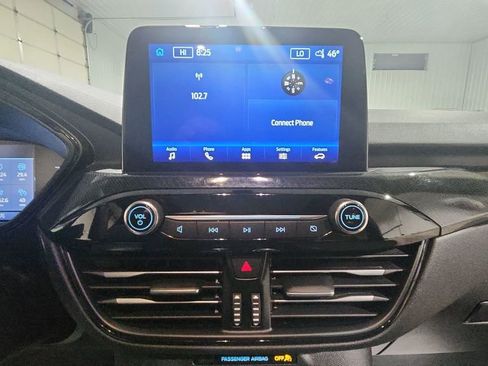 Used 2024 Ford Escape ST-Line Select w/ Class II Trailer Tow Package image 20