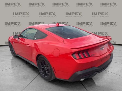 Used 2024 Ford Mustang GT RWD image 3