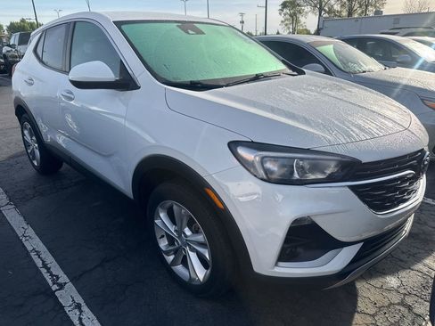 Used 2022 Buick Encore GX Preferred w/ Cold Weather Comfort Package AWD/4WD image 4