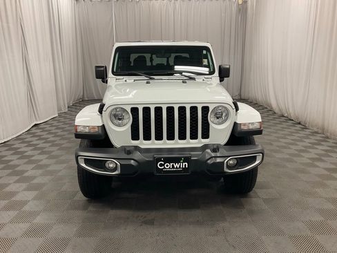 Used 2023 Jeep Gladiator Sport image 7