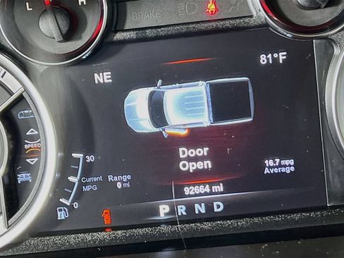Used 2019 RAM 1500 Big Horn AWD/4WD image 11