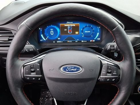 Used 2021 Ford Escape SEL w/ SEL Stealth AWD Package image 19