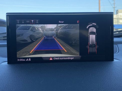 Used 2018 Audi Q7 3.0T Premium Plus w/ Premium Plus Package image 12