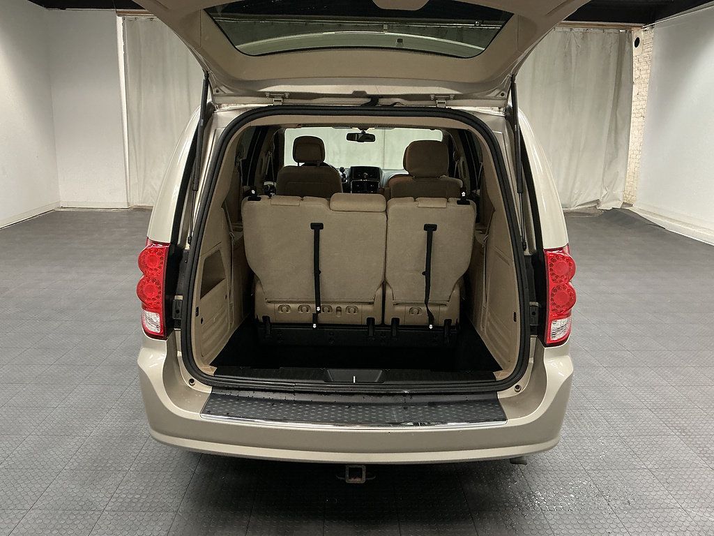 Used 2014 Dodge Grand Caravan SE w/ Quick Order Package 29E SE FWD image 25