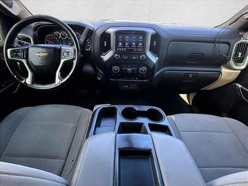 Used 2021 Chevrolet Silverado 1500 LT AWD/4WD image 16