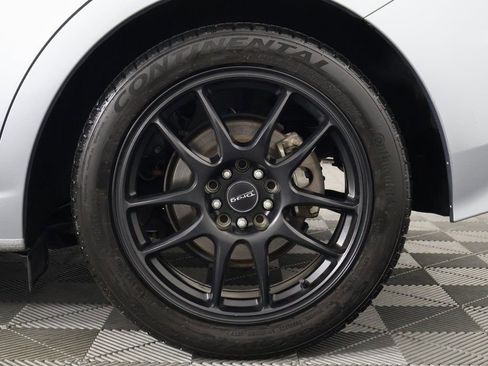 Used 2018 Subaru Impreza 2.0i Premium w/ Eyesight & BSD & Rcta image 16