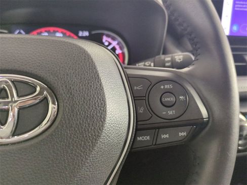 Used 2023 Toyota RAV4 XLE Premium image 32