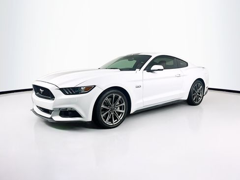 Used 2016 Ford Mustang GT Premium w/ Equipment Group 401A RWD image 3