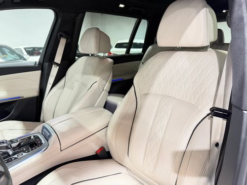 Used 2020 BMW X7 M50i w/ Executive Package AWD/4WD image 4