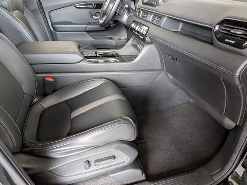 Certified 2024 Honda Pilot Touring image 22