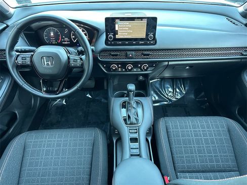 Used 2025 Honda HR-V Sport image 16