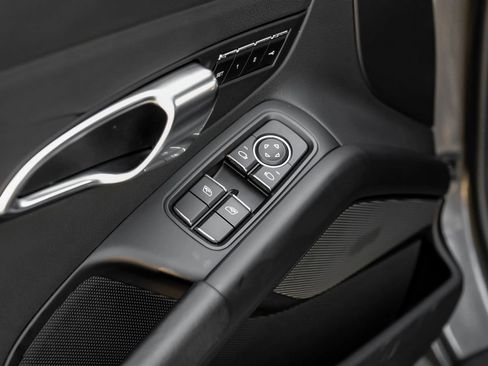 Used 2019 Porsche 718 Cayman S RWD image 45