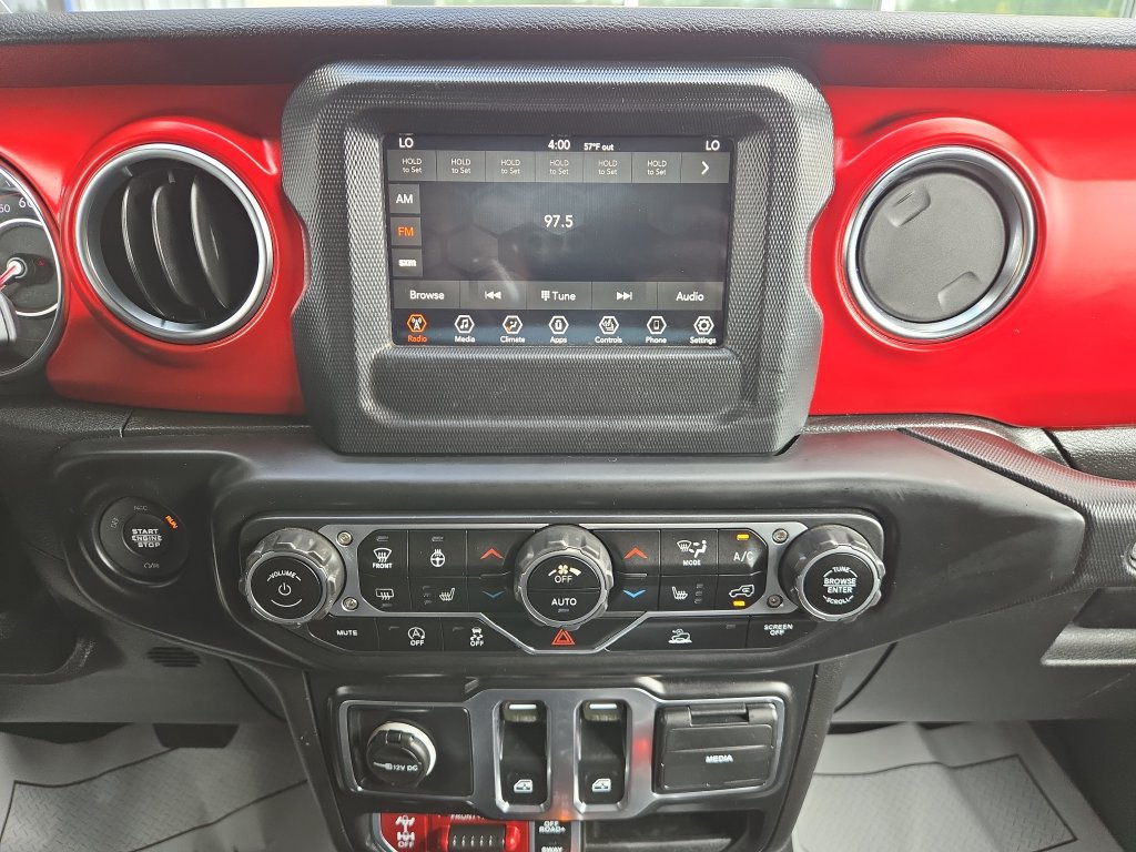Used 2021 Jeep Wrangler Rubicon w/ Cold Weather Group AWD/4WD image 22