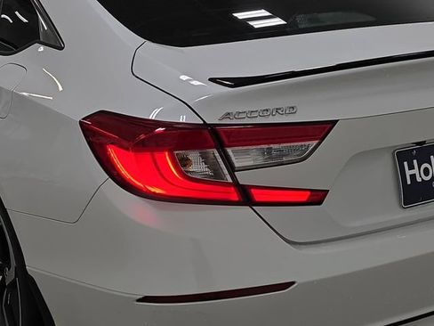 Used 2021 Honda Accord Sport Special Edition image 33